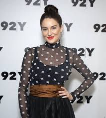 Shailene woodley confirms engagement to aaron rodgers: Shailene Woodley Opens Up About Her Secret Engagement To Aaron Rodgers