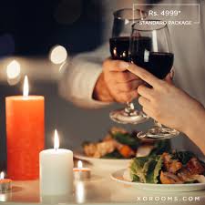 Candlelight processional package dining time. Xorooms Candlelight Dinner In Goa On Beach Cruise Or Poolside