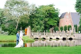 Beautiful Wedding Venue Castle In The Netherlands Roxandsan Wedding Nadia Niels Bruidsfotografie Het Oude Slot Heemstede Trouwlocaties Slot Trouwen