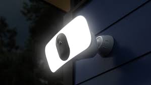 In the top tiers of many professional sports, it is a requirement for stadiums to have floo. Arlo Pro 3 Floodlight Test Specs Preis Release Computer Bild