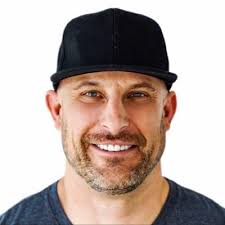 Ben Lundquist's Instagram, Twitter & Facebook