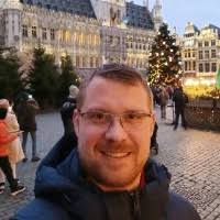 90+ profilů „Fencl“