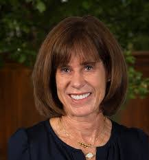 Shelley Redman's Instagram, Twitter & Facebook