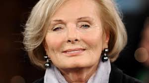 Ruth maria kubitschek ist heute 87 jahre jung. Ruth Maria Kubitschek Privat So Lebt Die Mimin Nach Dem Tod Von Wolfgang Rademann News De