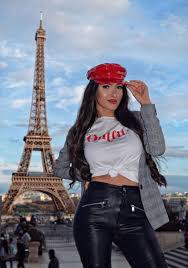 Te gandesti ca este greu sa iti gasesti sufletul pereche? Una Dintre Cele Mai Frumoase Fete Din Botosani Intra In Forta In Televiziune Am Renuntat Si La Parul Lung Pentru Noul Job Foto Despre Botosaniul Interzis