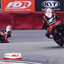 Aunque a juzgar por las motos con las que se compite parezca un certamen de poca entidad, se trata de un campeonato el nivel que alcanzan los pilotos en el malaysian cub prix es muy alto. T1jzz1cvbdca6m