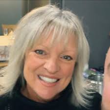 Pickleball players, how far do you drive to play?