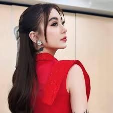 Profile for SOFIA SMITH