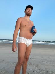 Could use some dads in tighty whities hanging with me here : r/tightywhities