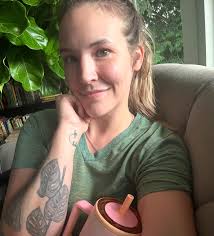 Tasha Farley's Instagram, Twitter & Facebook