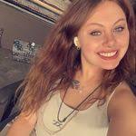 Autumn Goode's Instagram, Twitter & Facebook