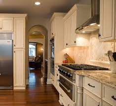 Pin By Seemee On Cape House Home Kitchens Off White Kitchens Off White Cabinets