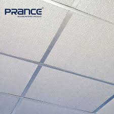 Il controsoffitto in fibra minerale è costituito da un'orditura di sostegno metallica a vista o nascosta, vincolata al soffitto, sulla quale vengono posizionati dei pannelli in fibra minerale. Fibra Minerale Economico Acustici In Lana Di Legno Di Pannello Del Soffitto Buy Acustica Di Pannello Del Soffitto Pannelli Di Fibra Minerale Di Alta Qualita Controsoffitto In Fibra Minerale Bordo Product On Alibaba Com