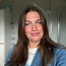 The Derek Zoolander team for kids who can't tag good and want to learn to  tag other stuff good too are looking for an extra woman to join for half a  season