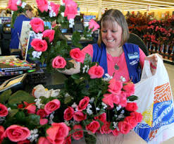 Click here to grab a hobby lobby coupon and 9 insider tips how to to save at hobby lobby! Hobby Lobby Ups The Ante On Pay For Workers Business News Wacotrib Com