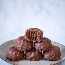 Rochers Chocolat Praline Facon Suchard Recette Rochers Chocolat Faire Du Chocolat Chocolat Noel Thermomix