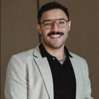 10+ "Roberto Müller" profiles