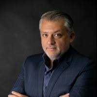 Daniel Arce's Instagram, Twitter & Facebook