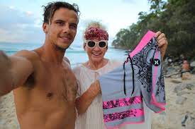 Proud to be representing 🇦🇺 surfing in the olympics. World Surf League Julian Wilson Marks 10 Years Of Breast Cancer Awareness Abc News