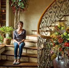 Peoria couple showcases home in this year's Yule Walk