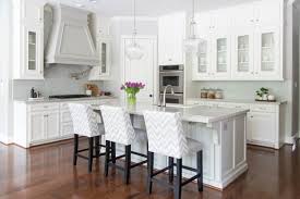 A peninsula is actually seen as an extension of the rest of the kitchen, unlike islands which are a. Xej46citrp4zmm