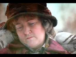 # christmas movies # macaulay culkin # home alone 2 # home alone 2 lost in new york # bird lady. Home Alone 2 Kevin S Gift Turtle Doves Youtube