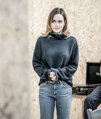 She studied at the drama centre london, appearing in a number of stage productions. Emilia Clarke In 2021 Emilia Clarke Emelia Clarke Emilia Clarke Hot