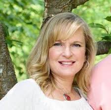 Wreaths & Wood handmade for you