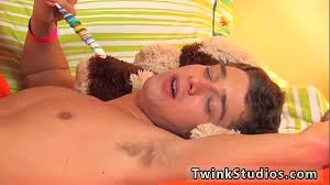 View 42 364 nsfw pictures and enjoy twinks with the endless random gallery on scrolller.com. Porno Gay Nude You Get To See These Two Steaming Twinks Go On A Xvideos Com