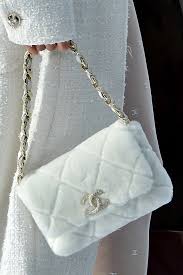 What Are The 10 Bag Trends Seen At The Chanel Show In Paris Luxury Purses Bags Designer Purses And Handbags