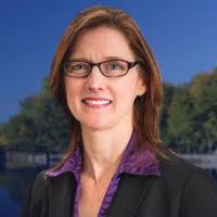 Lillian Mayer's Instagram, Twitter & Facebook