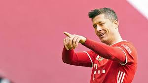 The striker ripped off his shirt in celebration and was mobbed by his teammates to celebrate the momentous. Bundesliga Bayern Munich S Robert Lewandowski Eyeing Scoring Record On Return