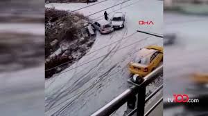 Ankara'da kaza anı güvenlik kamerasında. Ankara Da Otomobiller Buzun Ustunde Dans Etti Iste Kazalar Youtube
