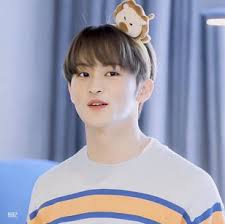 Looking for active and friendly admins~ ❤. Mark Lee Is The Loml