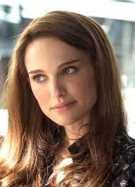 Natalie has a very brief. Natalie Portman Bilder Poster Fotos Moviepilot De