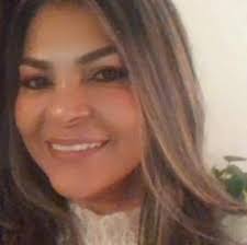 Damaris Caro's Instagram, Twitter & Facebook