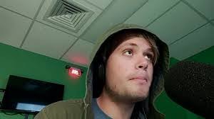 Dylan Caple's Instagram, Twitter & Facebook