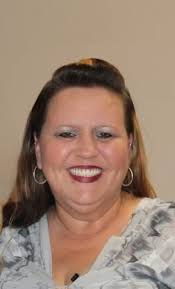 Can someone do happy birthday for my mom with a heart and with rose flower,  I lost my mom