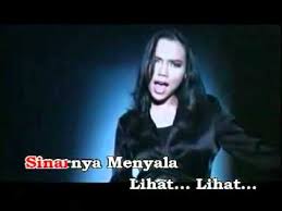 Hi hi bye bye ezlynn. Bertahta Di Hati Karaoke Mp4 Youtube