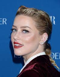 Amber Heard Pagina 8 Abroparaguas Com Celebrity Ear Piercings Amber Heard Amber Heard Age