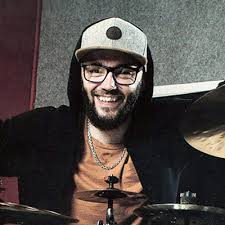 DRUMMERWORLD: The Modern Drummers