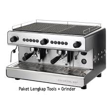 Mesin kopi almaz acm 5033 ini harganya murah banget, cuma 1.7 jutaan sudah bisa untuk buat espresso, bisa steam susu, dan. Paket Mesin Kopi Espresso Machine Iberital Ib7 2g Ib7 2g Grinder Onepresso Net