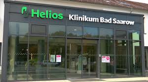 Клиника гелиос (helios klinikum bad saarow). Corona Ausbruch In Helios Klinik Oder Spree Zahl Der Infizierten Mitarbeiter Steigt Auf Insgesamt 30 Rbb24