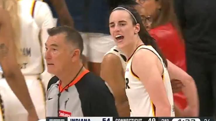 Caitlin Clark gets heated with referee during Fever-Sun game