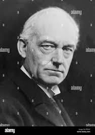 George riddell hi-res stock photography and images