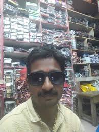 Top Hat Wholesalers in Latur near me