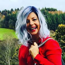 33 Best Hair Color Ideas For Women Over 50 For 2019 Be Trendsetter Short Blue Hair Cool Hairstyles Medium Brown Hair Color