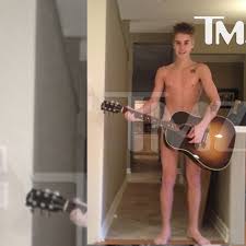 Pictures of Justin Bieber Naked Leak and We Just Dont Know How to Feel