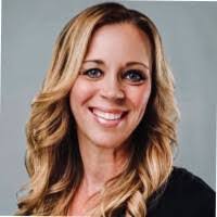 Sara Jupiter's Instagram, Twitter & Facebook