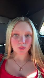 Isabella Mckay's Instagram, Twitter & Facebook